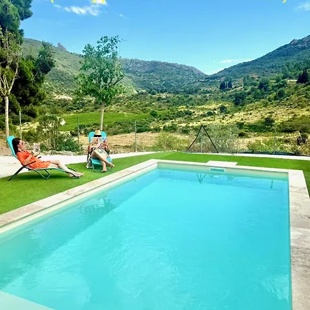 Les Trois Chemins Maison d'hôtes Cucugnan